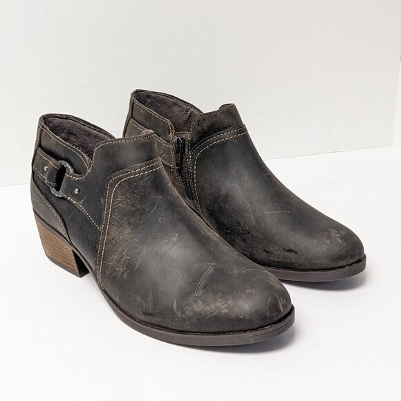 Clarks Charleton Grace Booties, Taupe Leather, Women's 8.5 - Picture 1 of 7